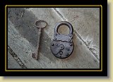 klucz i kłódka 0001 * 3456 x 2304 * (4.25MB)